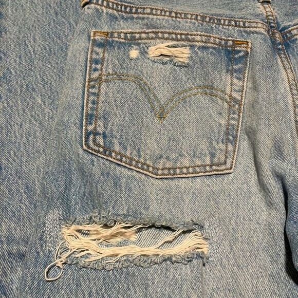 Levi’s Premium- 501 S High Rise Skinny Distressed Raw Hem Big E Jeans- Size 26 - Picture 16 of 16